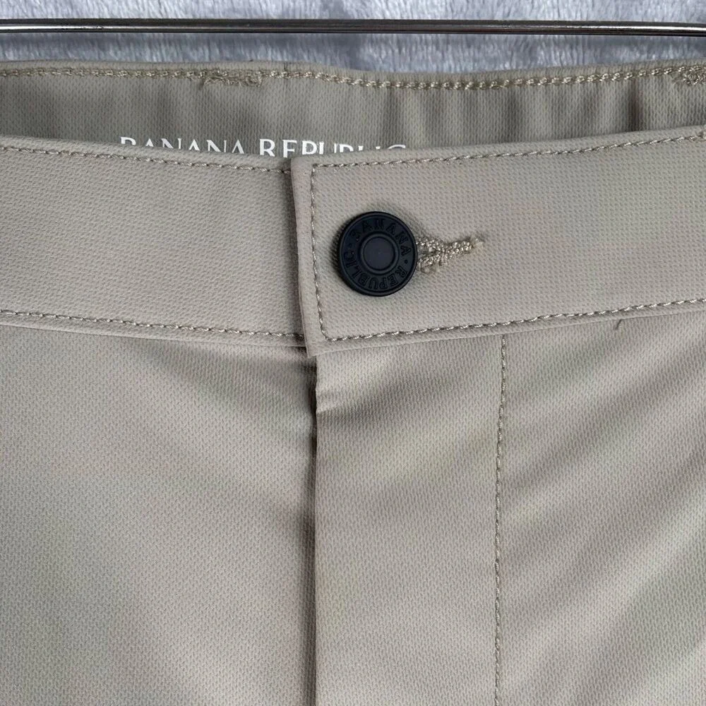 Banana‎ Republic Pants Mens 36/32 Khaki Color Performance Golf Travel Flat Front